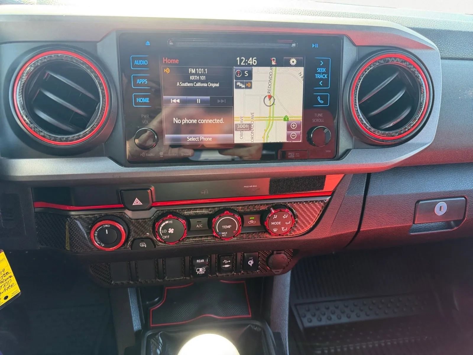 Used 2019 Toyota Tacoma TRD Off-Road image 19