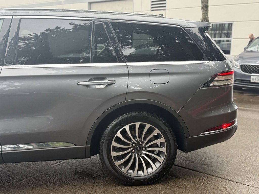 Used 2023 Lincoln Aviator Reserve image 10