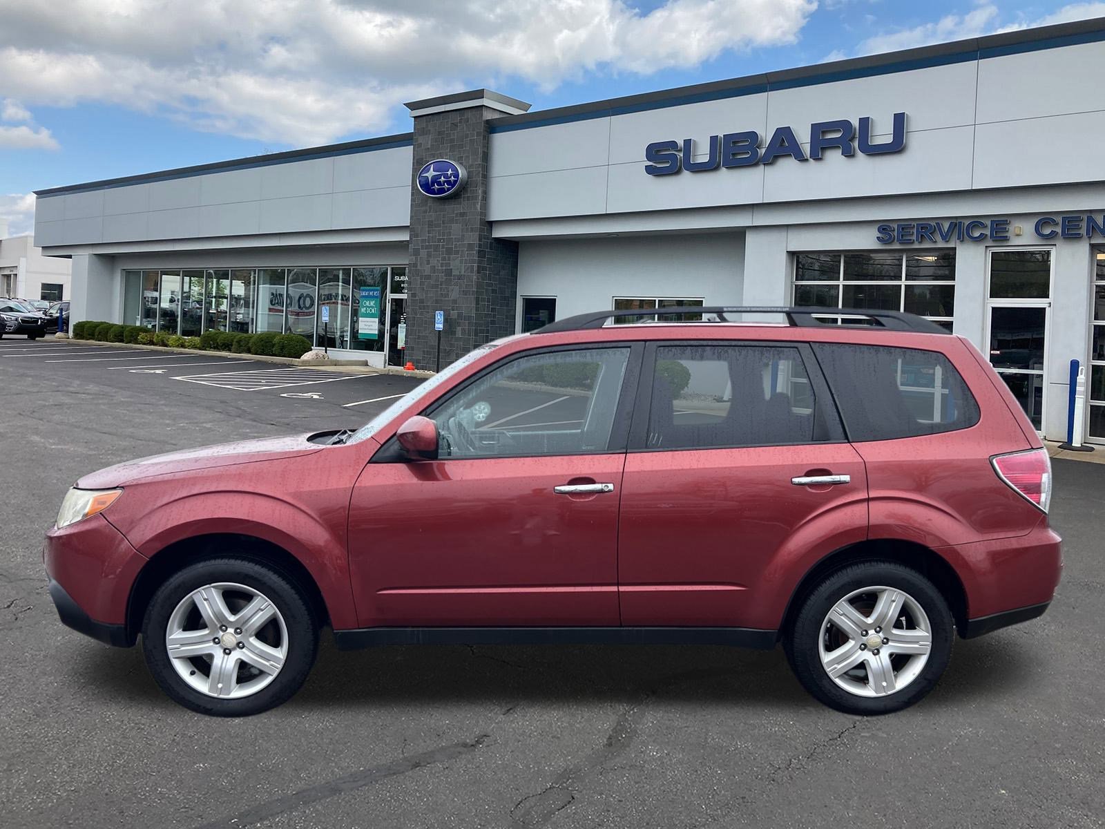 Used 2010 Subaru Forester 2.5X Premium image 4