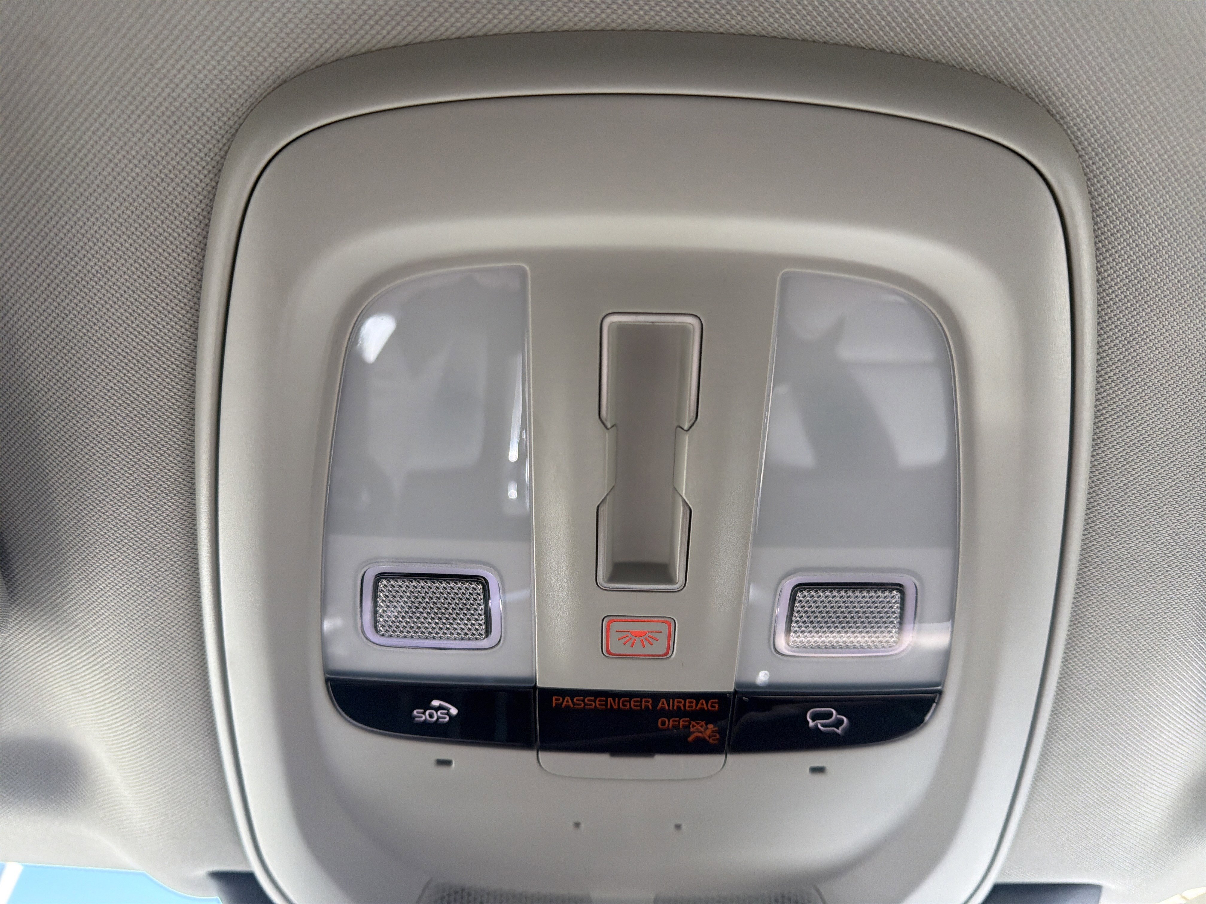 Used 2025 Volvo XC90 B6 Plus image 29