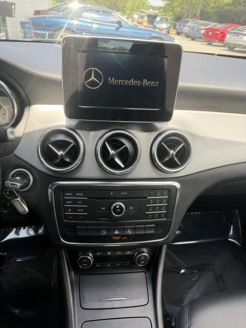Used 2015 Mercedes-Benz CLA 250 image 17