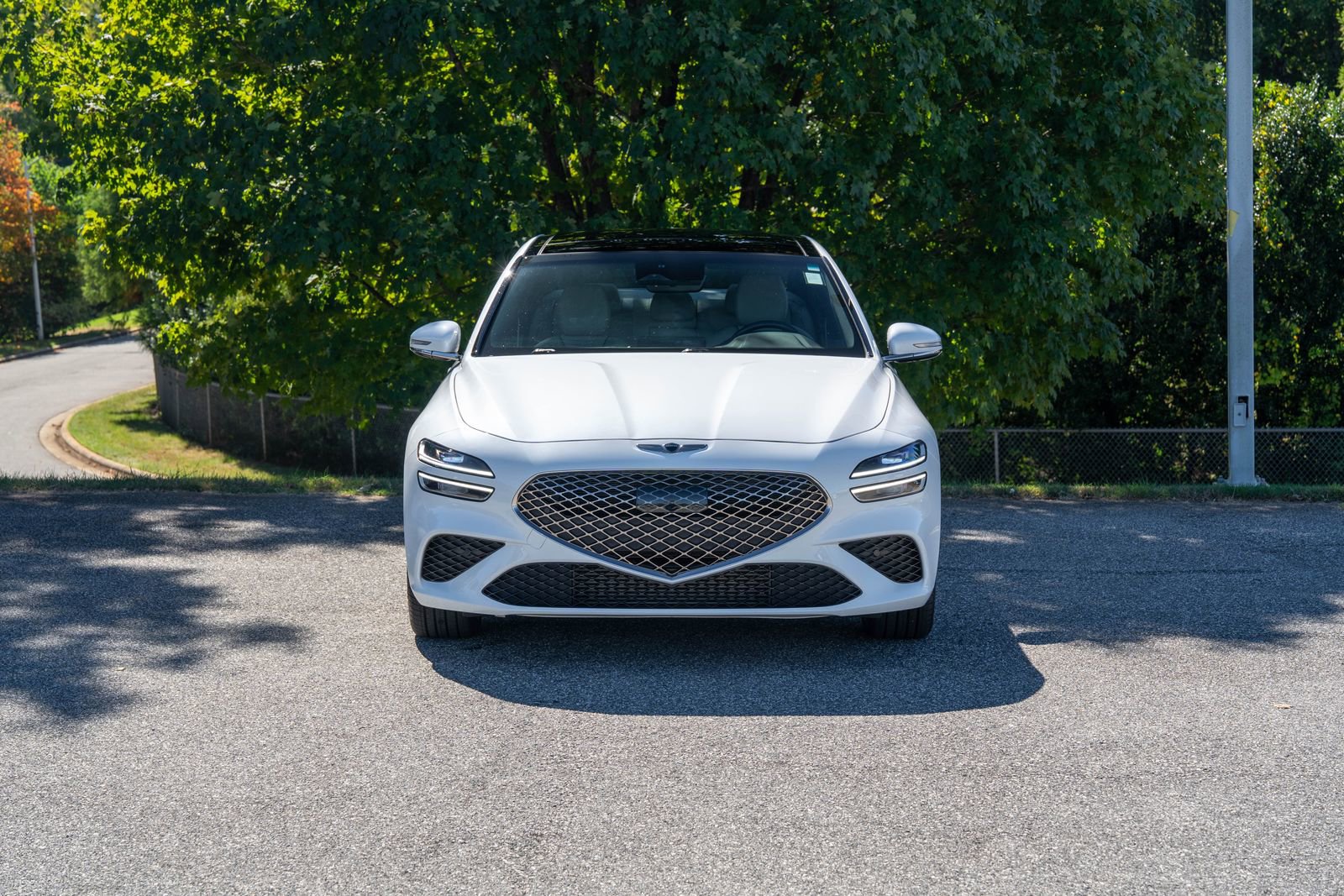 Used 2022 Genesis G70 2.0T w/ Prestige Package image 4