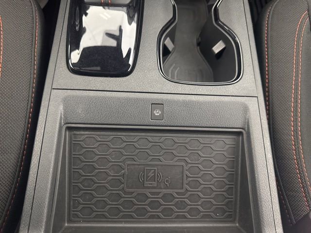 Used 2022 Nissan Frontier PRO-4X image 17