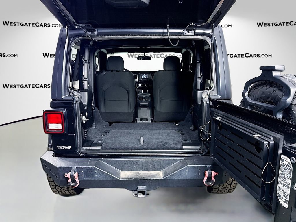 Used 2018 Jeep Wrangler Sport image 11