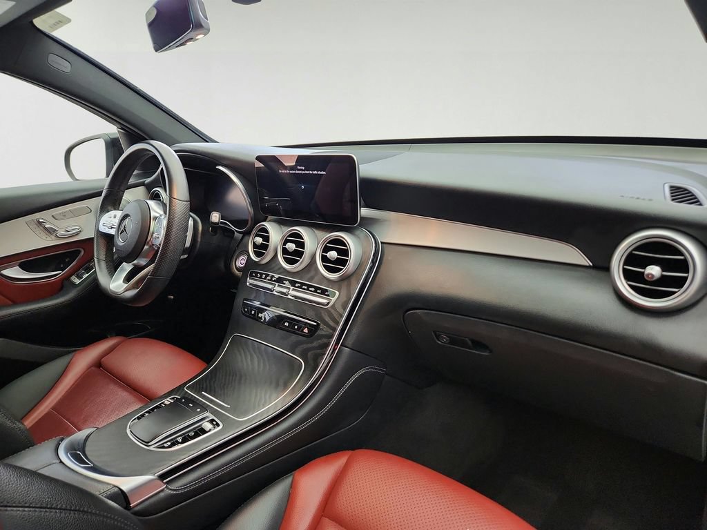 Used 2021 Mercedes-Benz GLC 300 4MATIC Coupe image 27