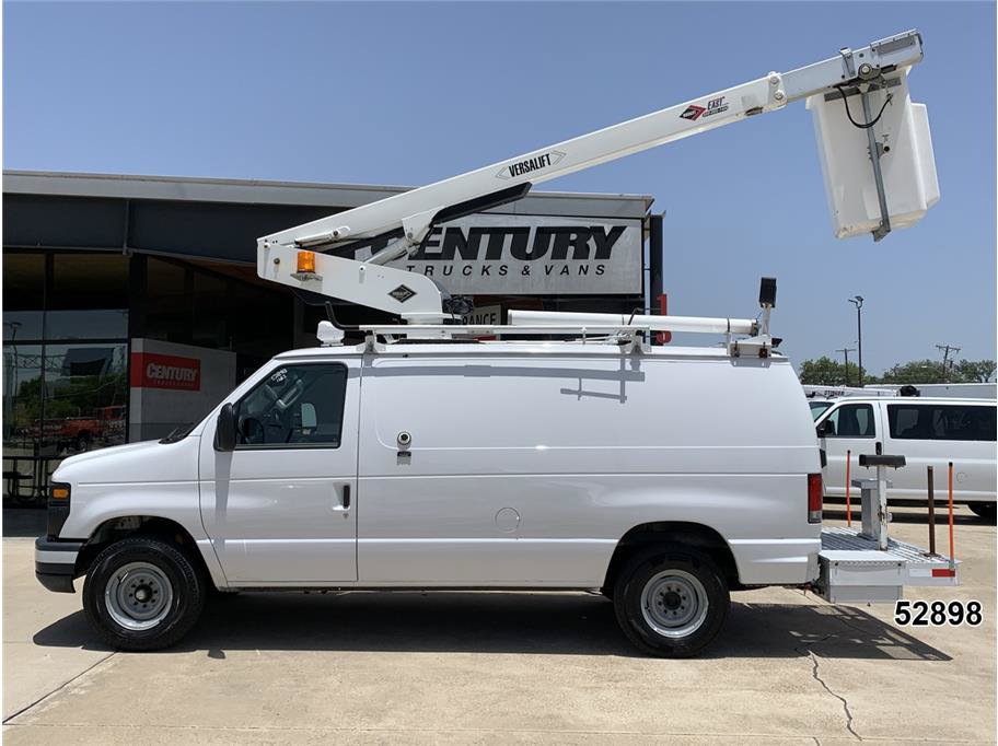 Used 2014 Ford E-350 and Econoline 350 Super Duty RWD image 6