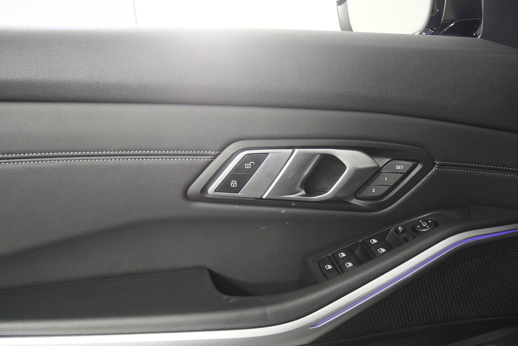 Used 2020 BMW M340i image 9