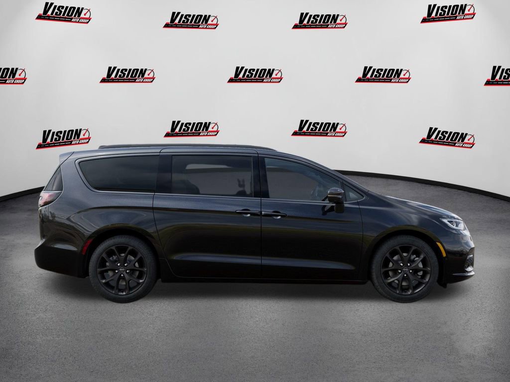 New 2026 Chrysler Pacifica Limited w/ S Appearance Package image 21