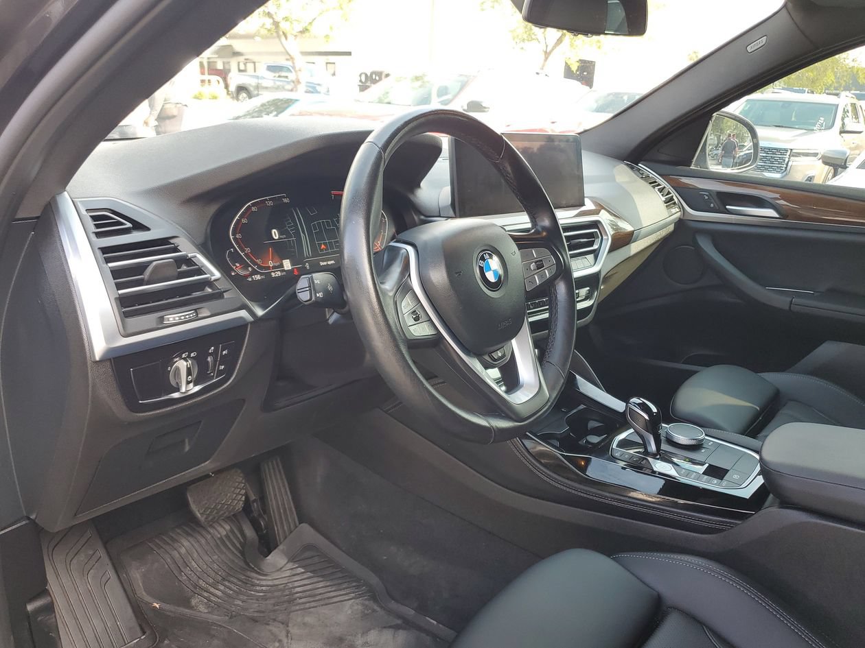 Used 2024 BMW X4 xDrive30i w/ Premium Package AWD/4WD image 19
