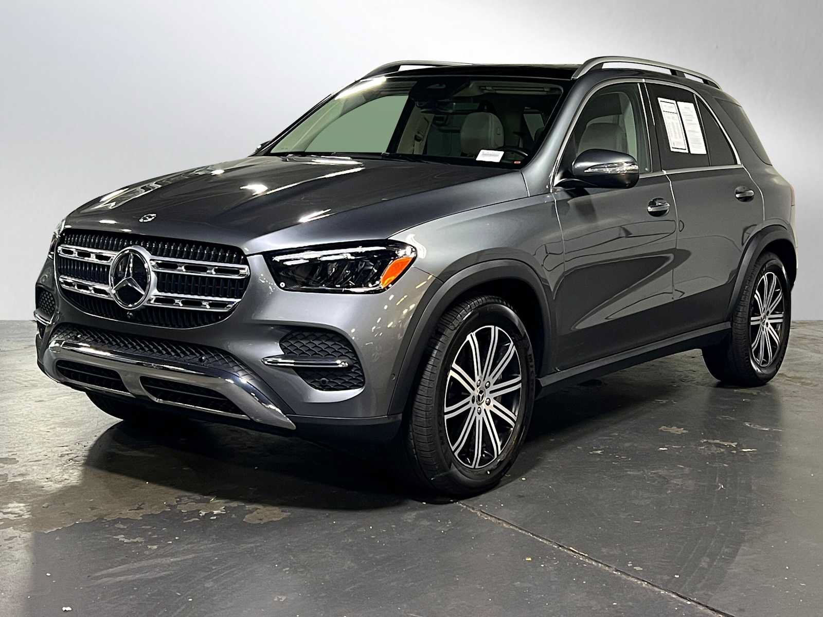 Used 2024 Mercedes-Benz GLE 450 4MATIC image 7