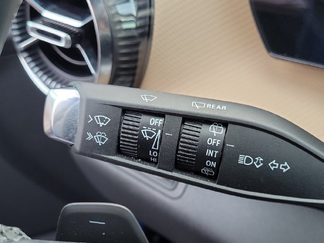 Used 2025 Chevrolet Equinox ACTIV w/ Safety and Technology Package FWD image 19