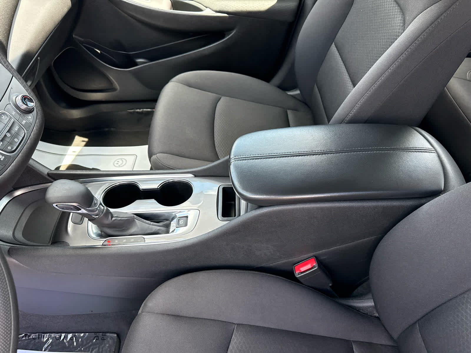 Used 2023 Chevrolet Malibu LT FWD image 21