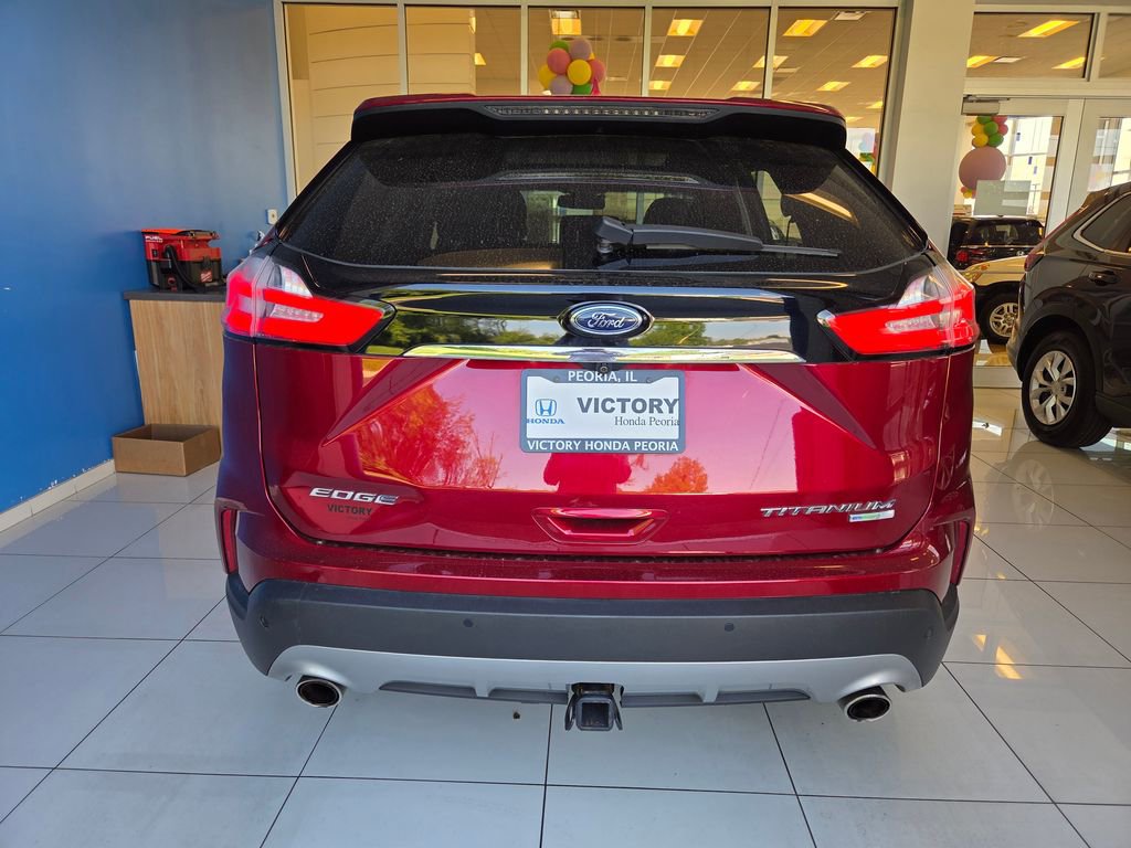 Used 2019 Ford Edge Titanium w/ Cold Weather Package AWD/4WD image 7