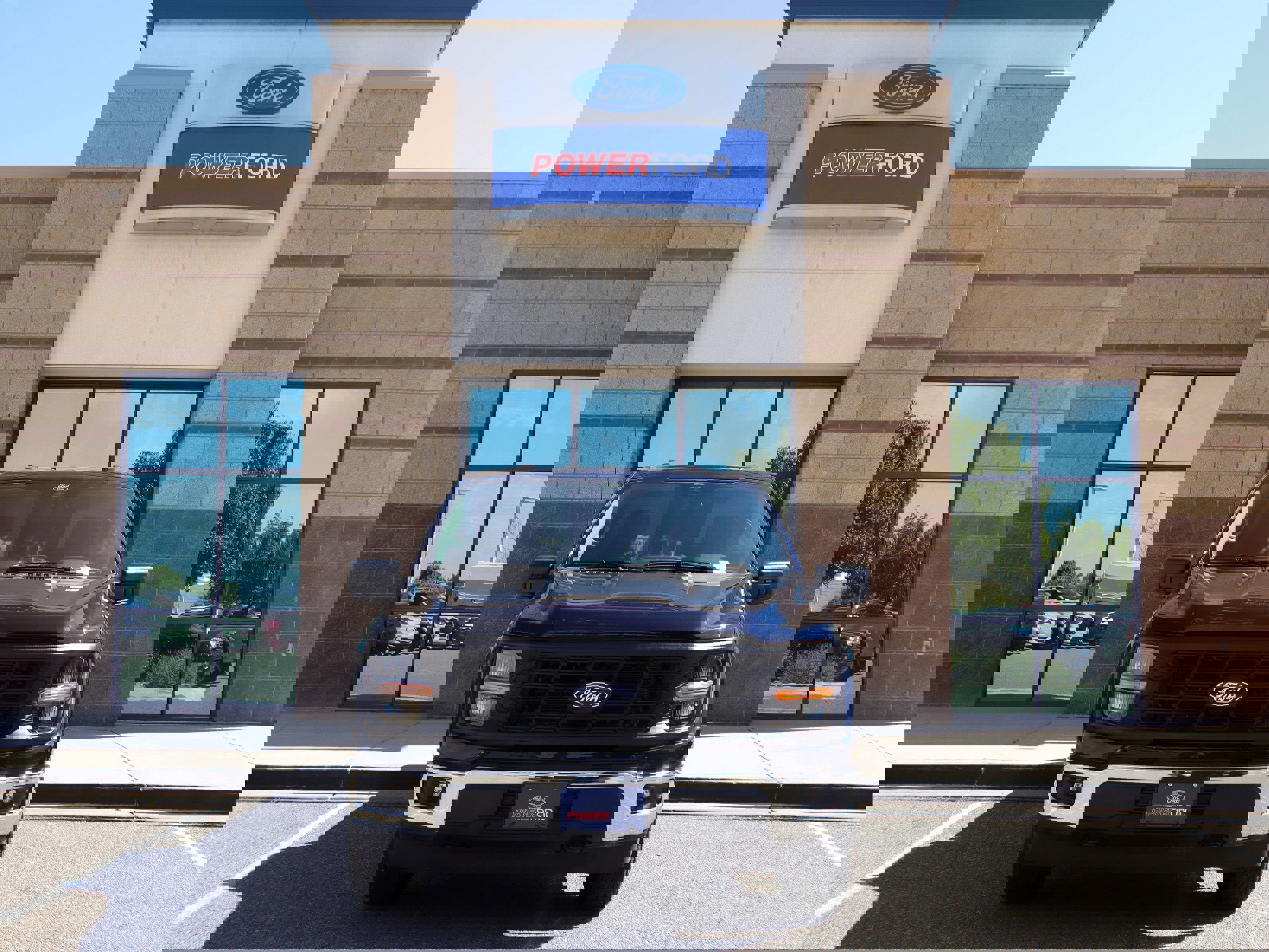 Used 2024 Ford F150 XL w/ Equipment Group 103A High image 3