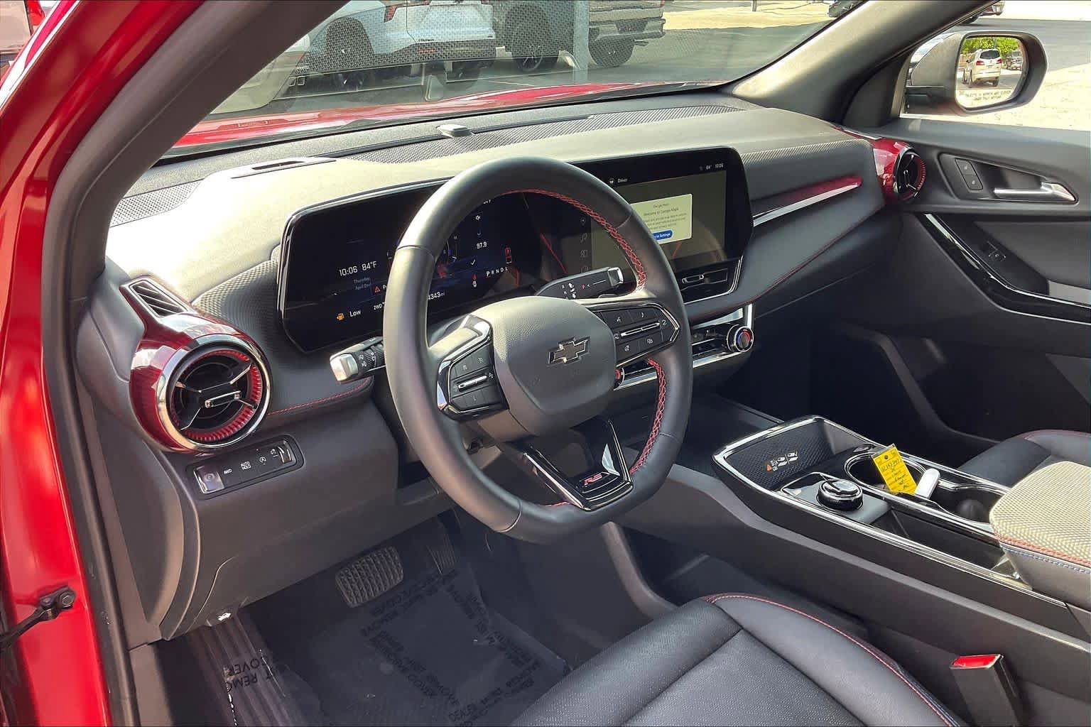 Used 2025 Chevrolet Equinox RS w/ Safety and Technology Package AWD/4WD image 18