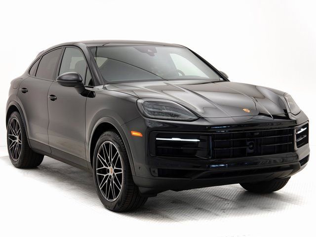 Certified 2025 Porsche Cayenne Coupe image 31