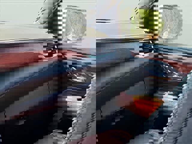 Used 2023 GMC Yukon XL Denali Ultimate AWD/4WD image 19