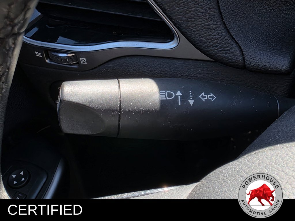 Used 2019 Jeep Cherokee Limited FWD image 32