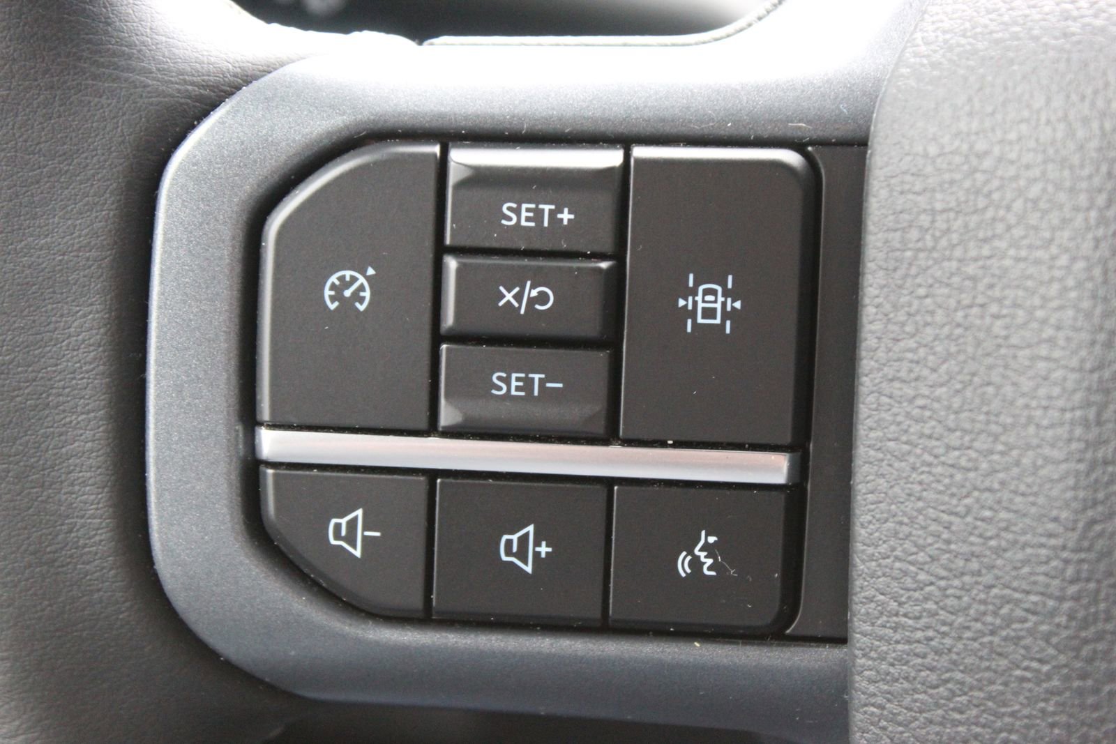 Used 2023 Ford F150 XLT w/ Equipment Group 302A High image 28