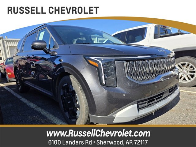 Used 2025 Kia Carnival EX image 1