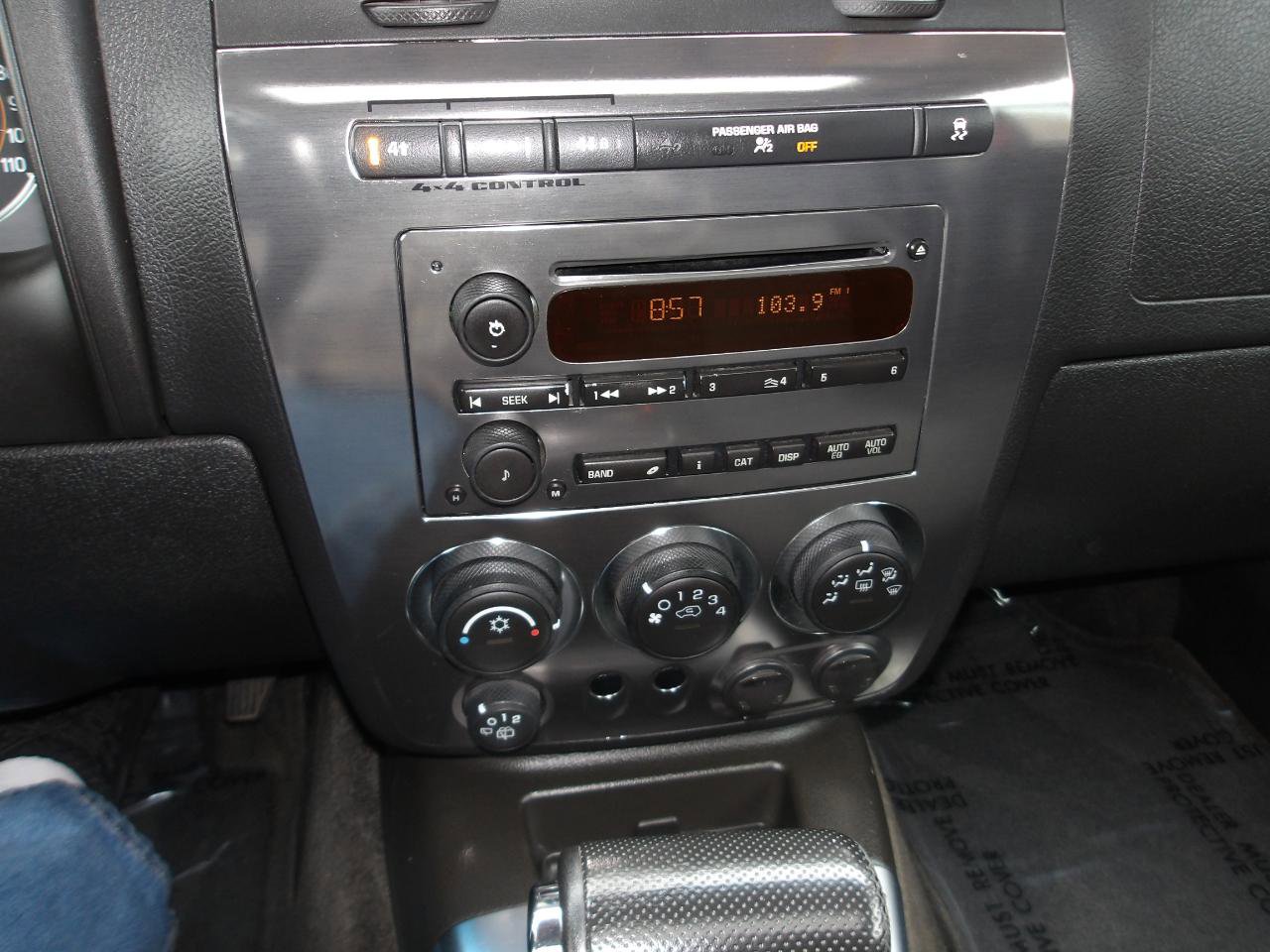 Used 2007 HUMMER H3 w/ Tactical Edition Package image 17