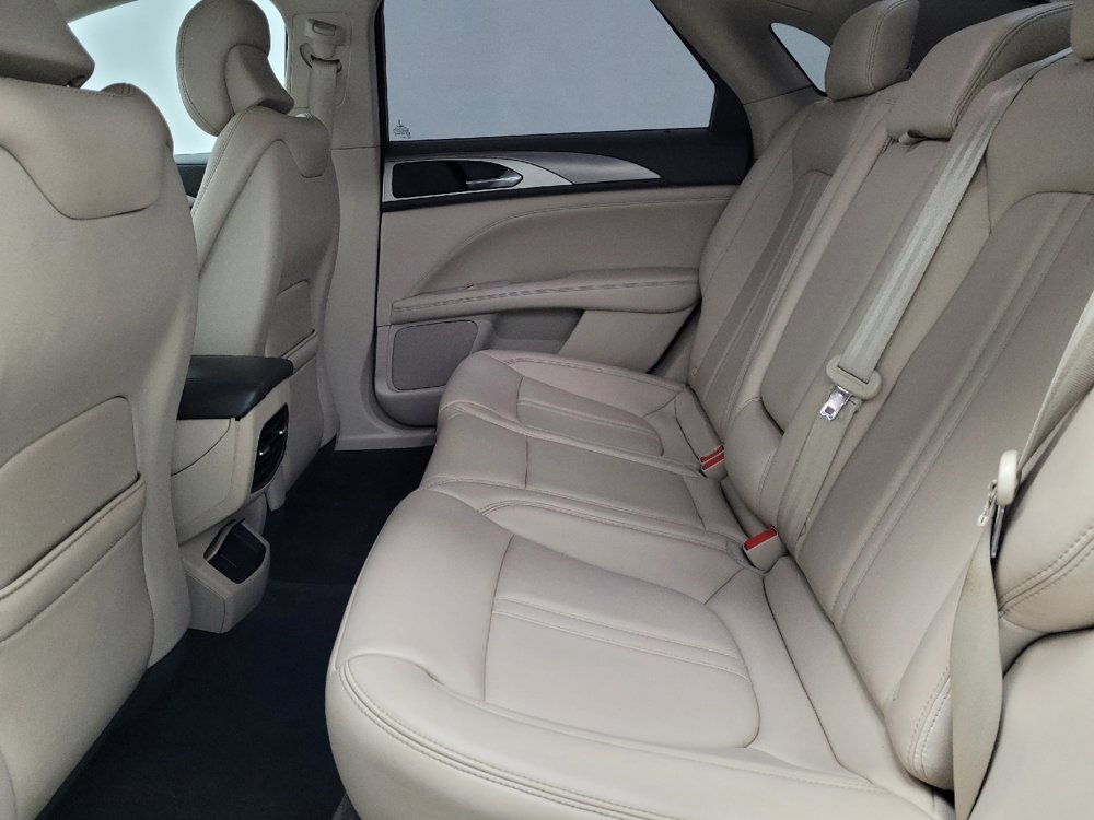 Used 2017 Lincoln MKZ Premiere AWD/4WD image 18