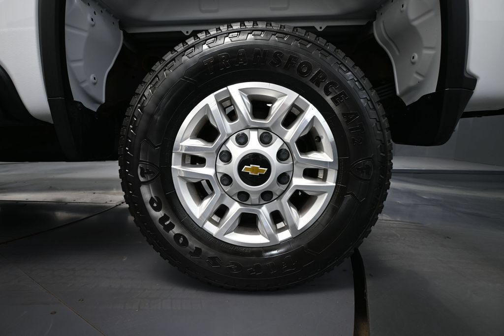 Used 2022 Chevrolet Silverado 2500 LT AWD/4WD image 10