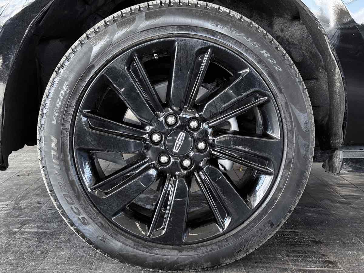 Used 2024 Lincoln Navigator Reserve AWD/4WD image 34