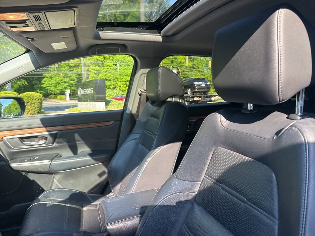 Used 2017 Honda CR-V Touring image 12