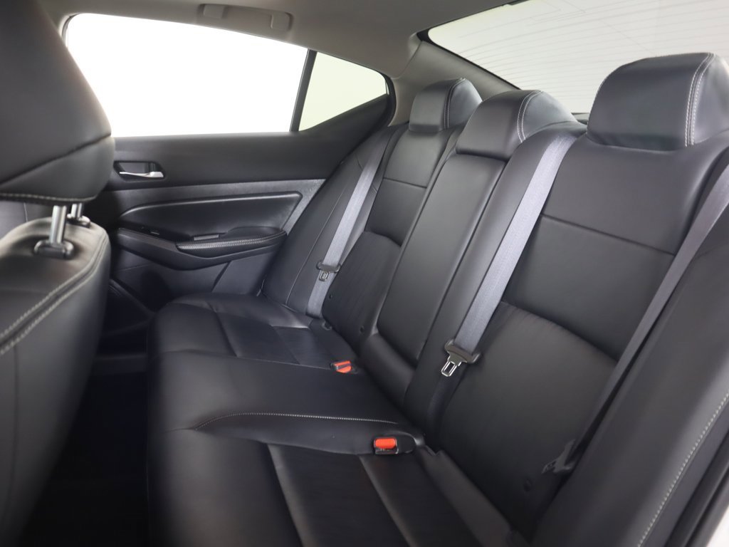 Used 2020 Nissan Altima 2.0 Platinum image 33