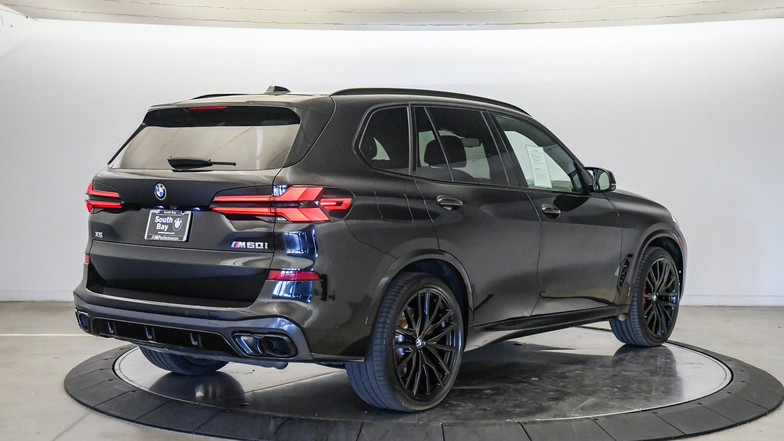 Certified 2025 BMW X5 M60i w/ Parking Assistance Package AWD/4WD image 5