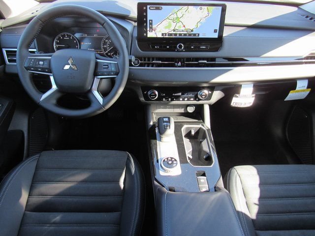 New 2026 Mitsubishi Outlander SE FWD image 9
