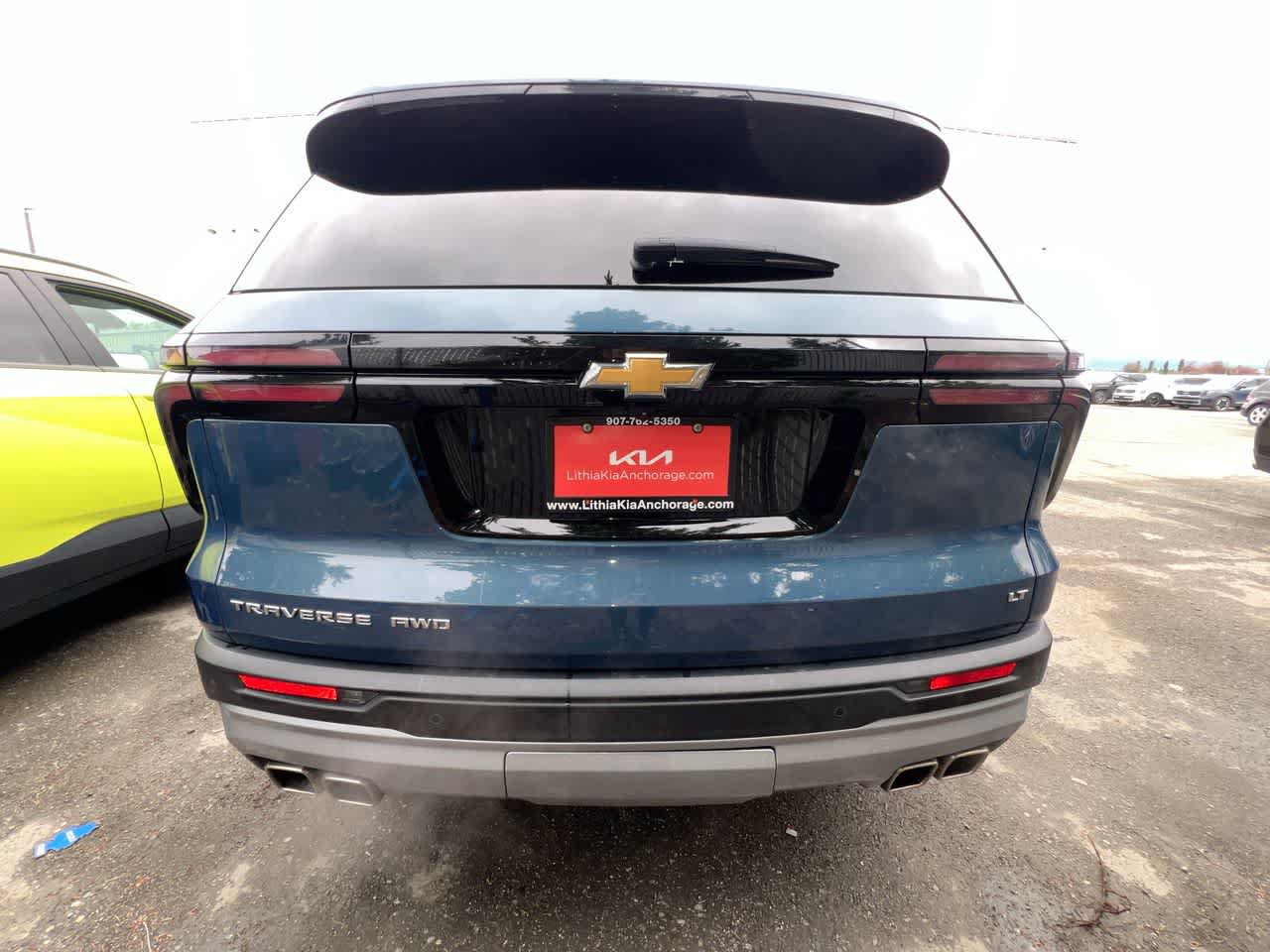 Used 2024 Chevrolet Traverse LT w/ LPO, Floor Liner Package AWD/4WD image 27