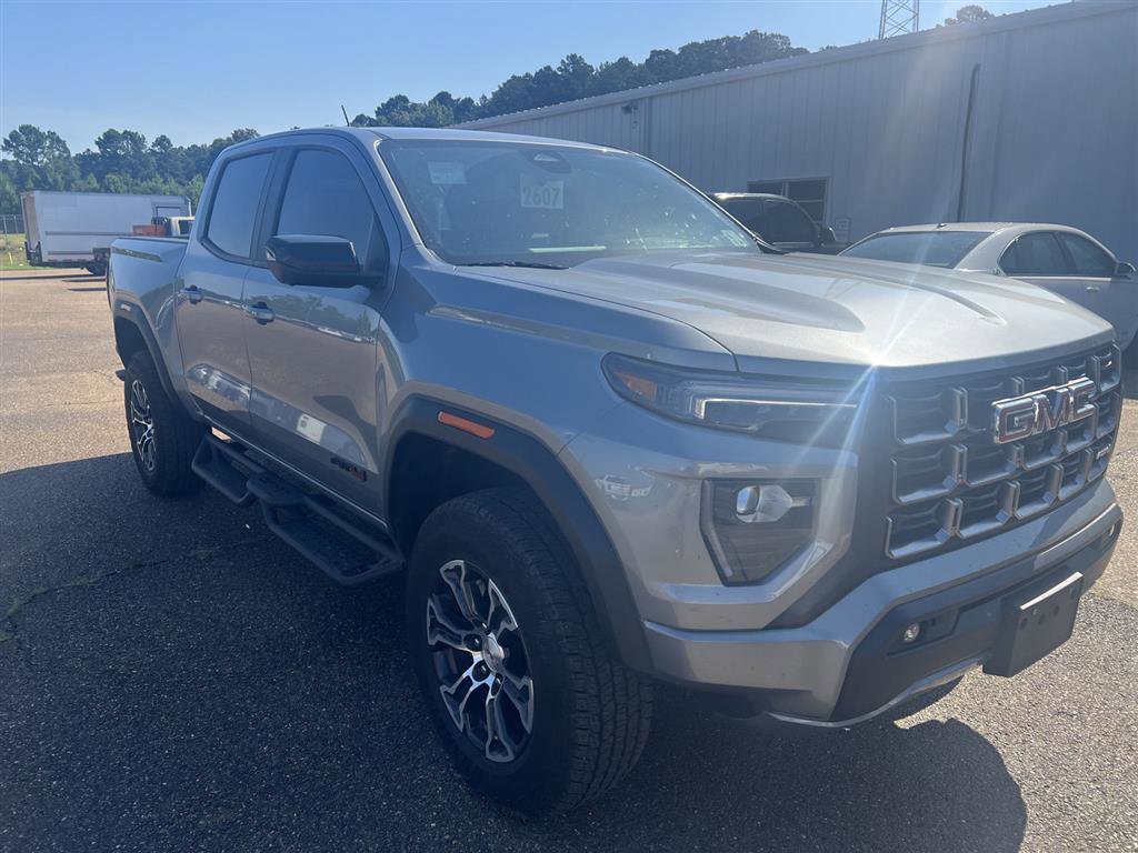 Used 2024 GMC Canyon AT4 w/ AT4 Premium Package AWD/4WD image 14