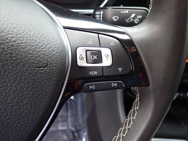 Used 2021 Volkswagen Jetta SE w/ SE Cold Weather Package FWD image 14