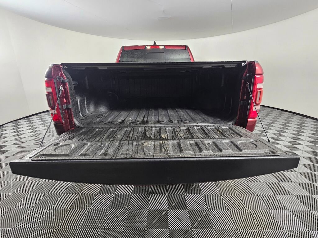 Used 2021 RAM 1500 Laramie w/ Sport Appearance Package image 15