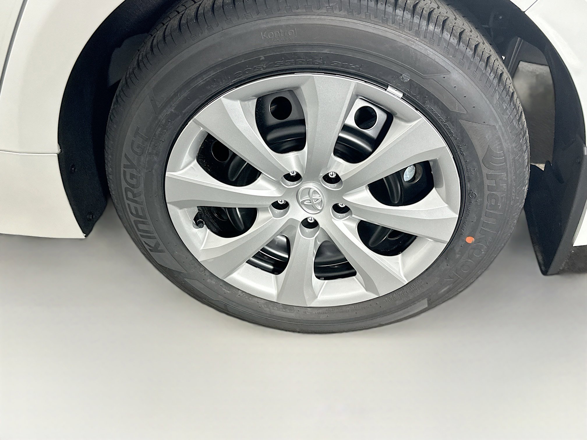 Used 2026 Toyota Corolla LE image 11