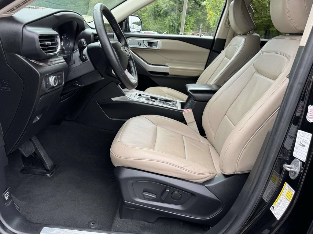 Used 2022 Ford Explorer Limited AWD/4WD image 22