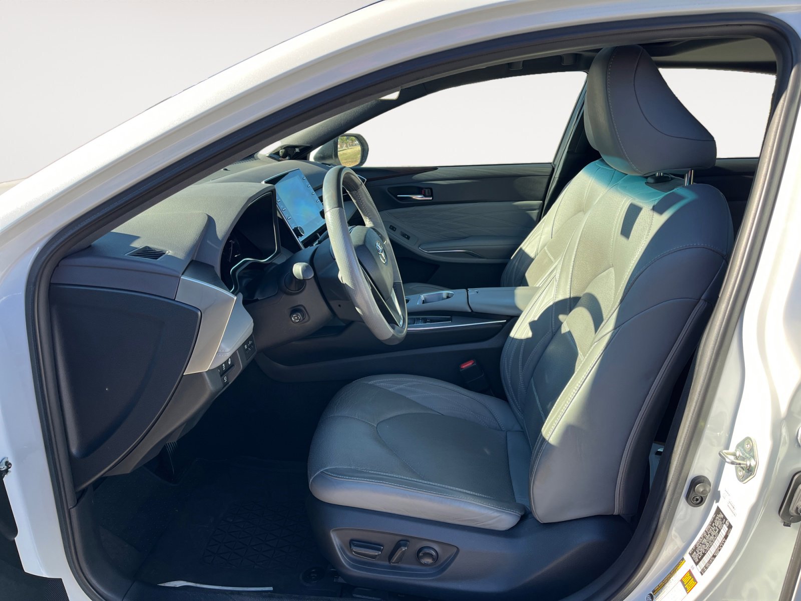 Used 2020 Toyota Avalon Limited w/ Advanced Safety Package image 11