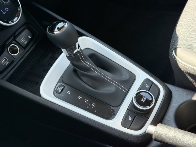 New 2026 Hyundai Venue SEL FWD image 29