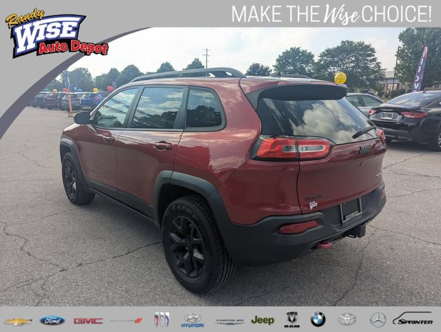Used 2015 Jeep Cherokee Trailhawk w/ Comfort/Convenience Group AWD/4WD image 5
