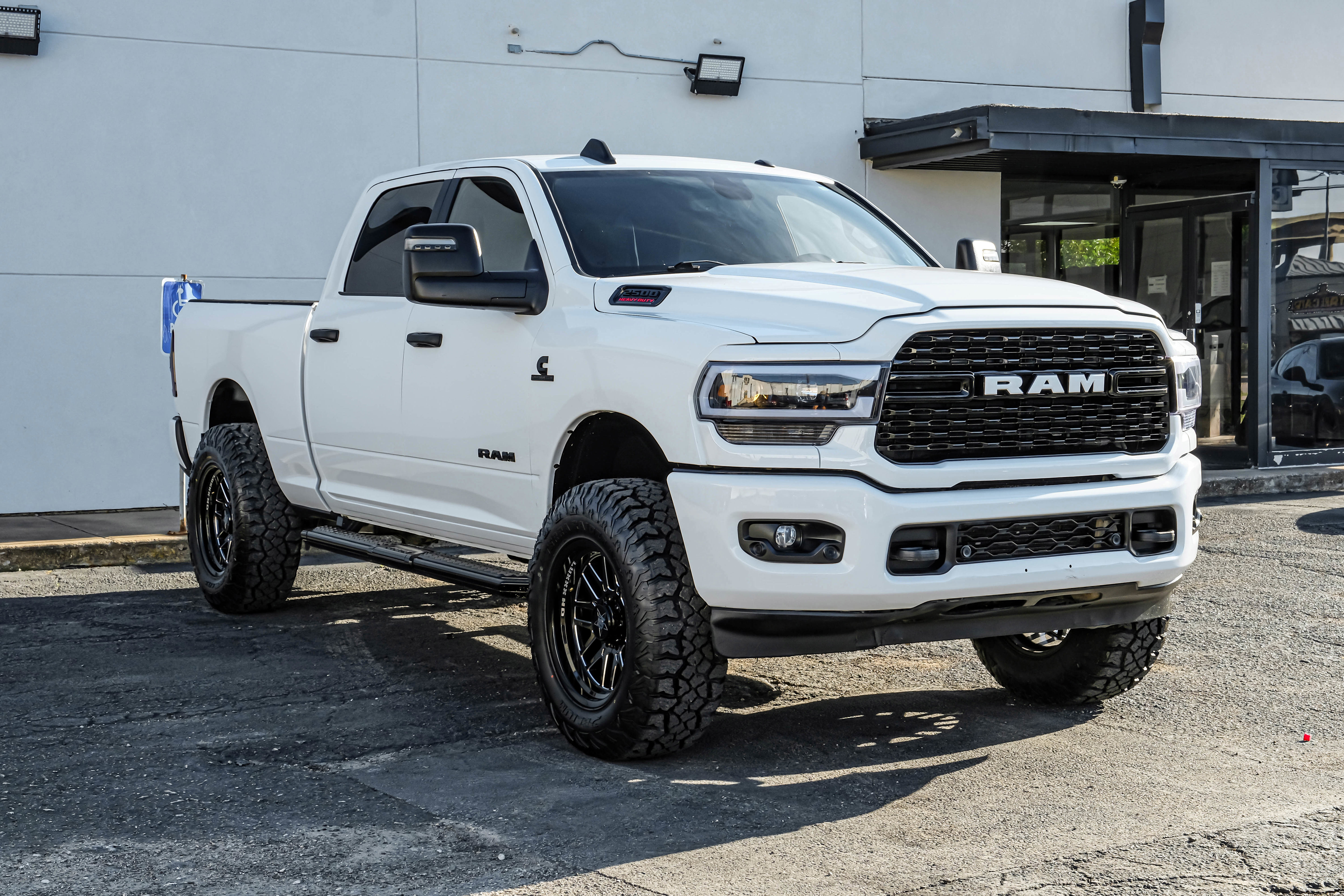 Used 2023 RAM 2500 Big Horn w/ Level 1 Equipment Group AWD/4WD image 5