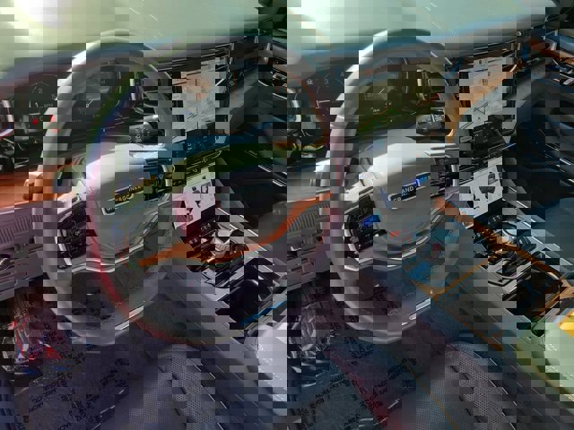 Used 2024 Jeep Grand Wagoneer L Series III w/ Rear Seat Video Group 1 image 17