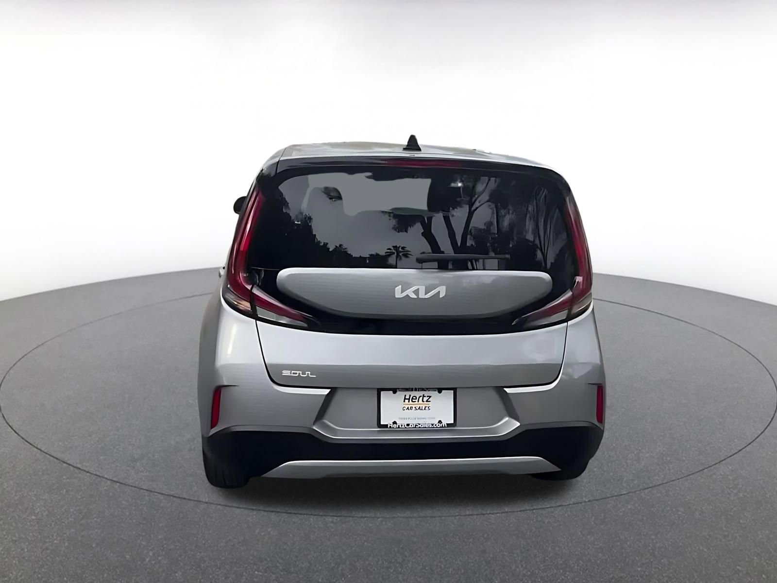 Used 2025 Kia Soul LX w/ LX Technology Package image 12