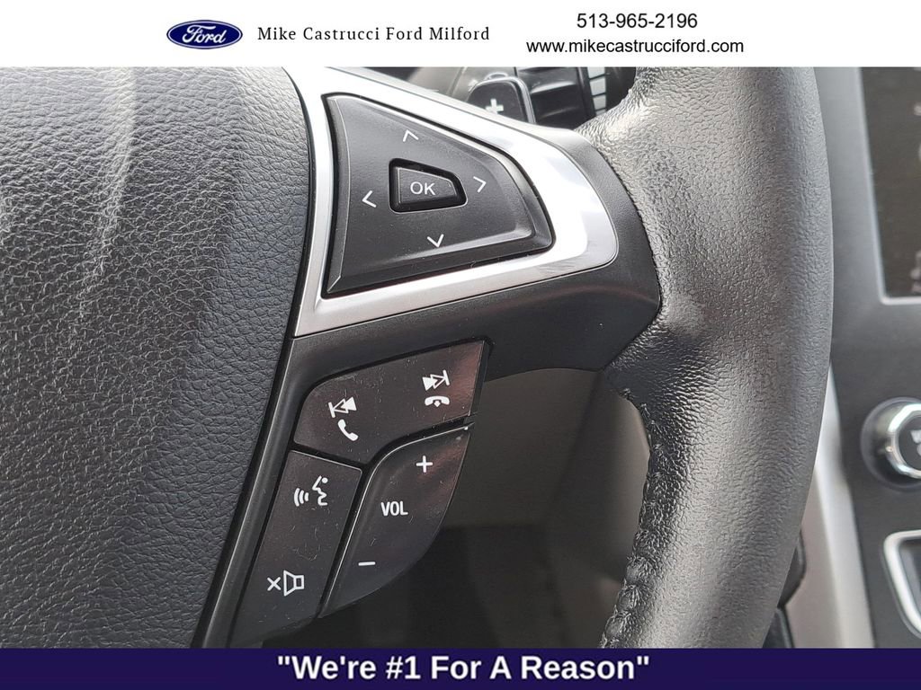 Used 2017 Ford Fusion SE w/ Fusion SE Technology Package image 15