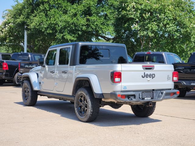 Certified 2022 Jeep Gladiator Overland AWD/4WD image 5