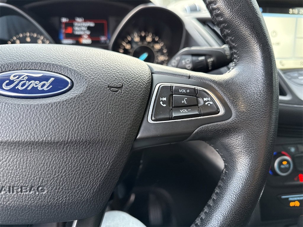 Used 2019 Ford Escape SEL image 22