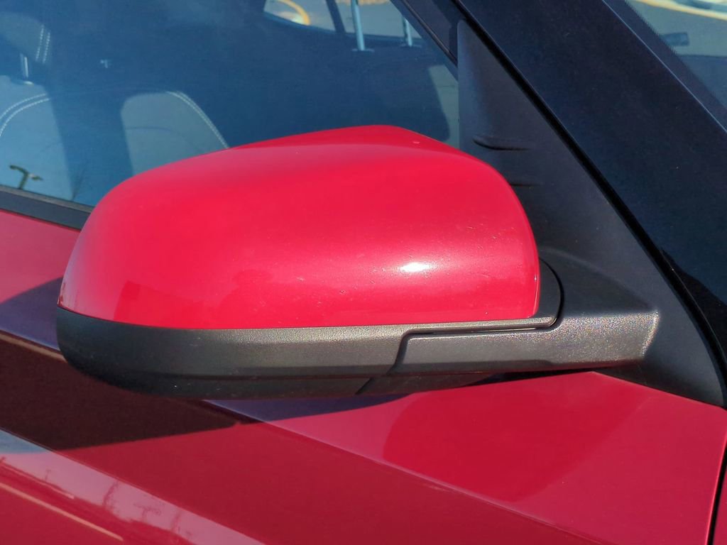 Used 2022 Hyundai Venue SEL image 12