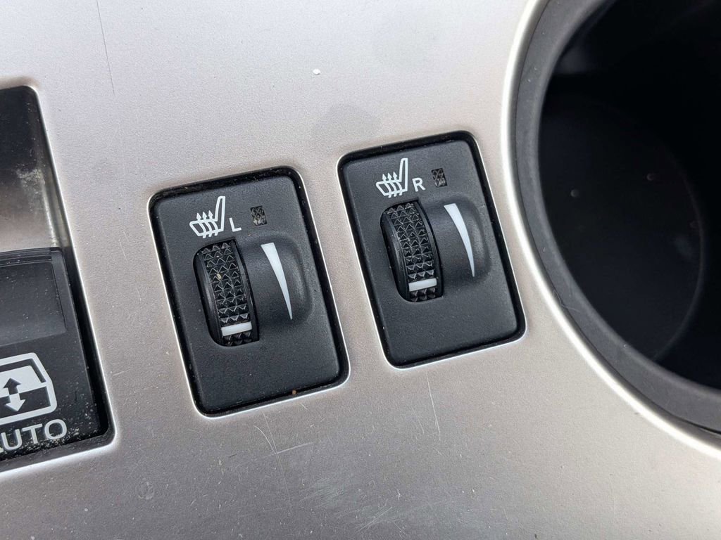 Used 2017 Toyota 4Runner SR5 Premium RWD image 24