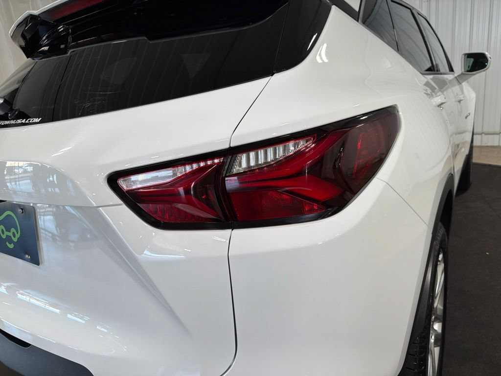 Certified 2019 Chevrolet Blazer LT w/ Sun and Wheels Package AWD/4WD image 16